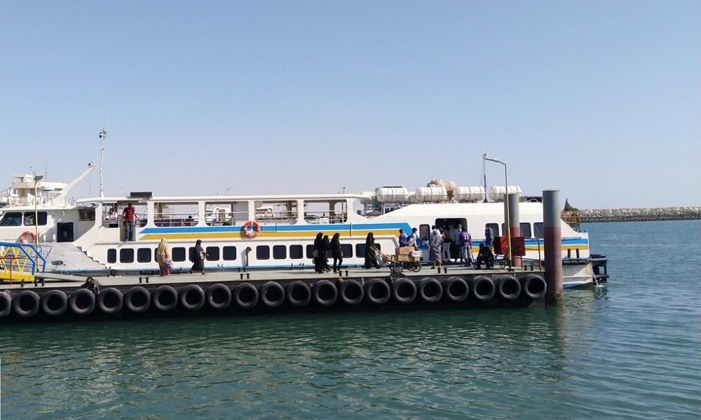 به گزارش برداشت اقتصادی به نقل از پایگاه خبری بندر و دریا، مدیر بنادر و دریانوردی شهید باهنر و شرق هرمزگان در گفت‌وگو با خبرنگار بندر و دریا در این‌باره اظهار کرد: با توجه به تغییرات روزانه و گاهی لحظه‌ای شرایط جوی و امکان تغییر در تردد شناورهای مسافربری، یک کانال اطلاع‌رسانی با هدف جلوگیری از اتلاف وقت و هزینه مسافران در فضای مجازی ایجاد شد.