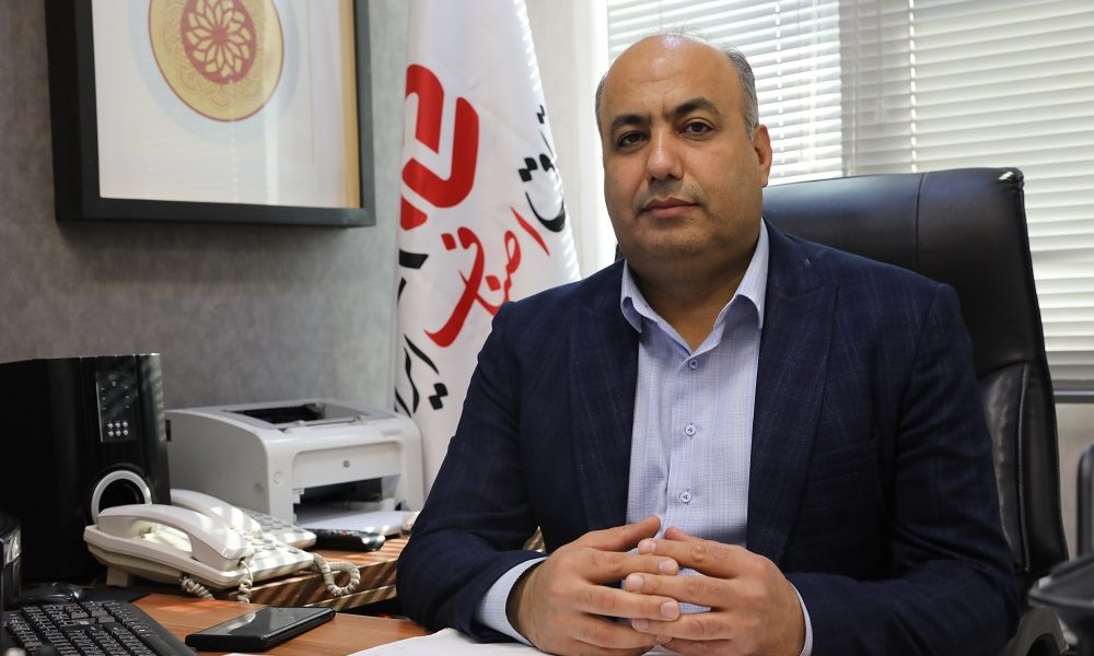به گزارش برداشت اقتصادی به نقل از اتاق اصناف ایران، مهدی شیردل گفت: بزرگ‌ترین مشکل واحدهای صنفی در استان گلستان، قطعی‌های مکرر برق و به دنبال آن کسادی بازار است. این قطعی‌ها باعث شده بسیاری از کسبه با مشکلات عدیده‌ایی روبرو شوند.