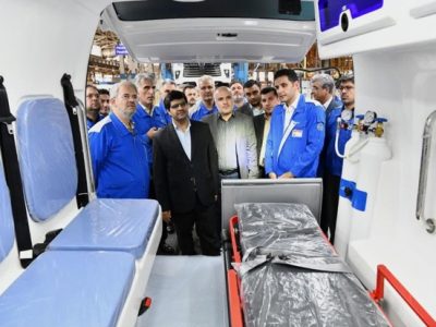 به گزارش برداشت اقتصادی: به نقل از ایکوپرس: داود شمسی در جریان بازدید از خطوط تولید آمبولانس در شرکت ایران خودرو دیزل گفت: وزارت بهداشت با استفاده از توانمندی‌های داخل کشور و بهره‌مندی از محصولاتی که توسط خودروسازان داخلی تولید می شود، مفتخر است که موجب رونق صنعت داخلی می‌شود و می‌تواند با انعطاف‌پذیری که در صنعت خودمان وجود دارد، نیازهای فنی خود را برطرف کند.