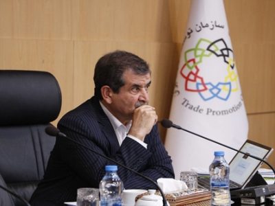 به گزارش برداشت اقتصادی: میرهادی سیدی در گفت و گو با سازمان توسعه تجارت ایران، ضمن تبریک «هفته دولت» و «روز کارمند» افزود: بعد از سال‌ها مذاکره توسط سازمان توسعه تجارت ایران، سرانجام موافقت‌نامه تجارت آزاد میان ایران و پنج کشور عضو اتحادیه اوراسیا، شامل «روسیه، بلاروس، قرقیزستان، قزاقستان و ارمنستان» در بیست و پنجم اردیبهشت ماه سال جاری به طور رسمی اجرایی شد. با اجرای این موافقتنامه، اکثر کالاها از ایران به کشورهای عضو اتحادیه اوراسیا بدون پرداخت تعرفه گمرکی صادر می‌شوند.