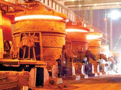 به گزارش برداشت اقتصادی: هرچند اقدام سازمان امور مالیاتی کشور به خاطر بدهی مالیاتی ذوب آهن صورت گرفته اما متاسفانه تبعات این اقدام که در زمان مناسب انجام نگرفت بسیار جدی شد که با اندکی انعطاف از سوی این سازمان می‌شد که جلوی این تبعات آسیب‌زا گرفته شود.