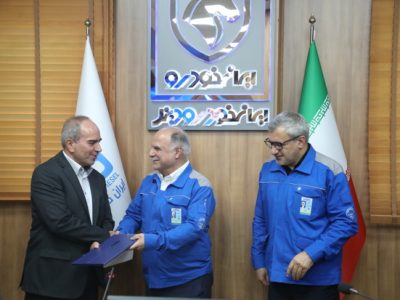 به گزارش برداشت اقتصادی به نقل از ایکوپرس- وی با بیان این‌که آقای منجی همچنان به‌عنوان عضو هیات مدیره به فعالیت خود ادامه خواهد داد. افزود: ایران‌خودرو دیزل در سه‌چهار سال اخیر به دلیل سوء مدیریت و مدیریت غیرحرفه‌ای با مشکلات بسیار زیادی در زمینه توسعه محصول، داشتن محصولات قدیمی با قیمت تمام شده بالا و خریدهای نامناسب از خارج که منجربه عدم وصول کالا شده روبه‌رو بوده است.