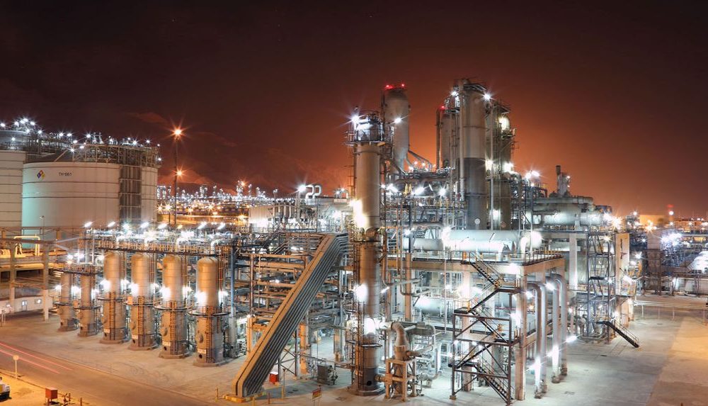 به گزارش برداشت اقتصادی به نقل از بورس24، بر اساس افشای اطلاعات در سامانه کدال، شرکت پتروشیمی پارس که یکی از بازیگران کلیدی صنعت پتروشیمی کشور محسوب می‌شود، در شش‌ماهه منتهی به شهریور ۱۴۰۴ موفق به ثبت درآمد ۵۷ هزار و ۷۴۵ میلیارد تومان شده است.