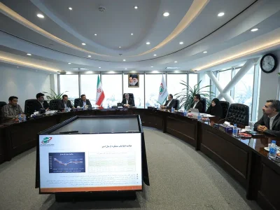 به گزارش برداشت اقتصادی: این نشست در محل ساختمان سازمان بورس و اوراق بهادار با حضور حجت‌اله صیدی، رئیس سازمان بورس و اوراق بهادار، اعضای هیئت‌مدیره و معاونان این سازمان، و هیئت‌مدیره و مدیران ارشد پتروشیمی نوری برگزار گردید.