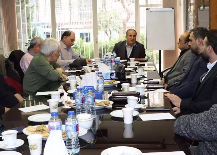 به گزارش برداشت اقتصادی، انجمن صنفی شرکت‌های حمل‌ونقل بین‌المللی ایران در یک هفته اخیر انتخابات تعیین رئیس و نواب رئیس بخش‌های تخصصی خود از جمله بخش جاده‌ای، مالیاتی و بیمه تأمین اجتماعی و گمرک، ترانزیت و بیمه را برگزار کرد.