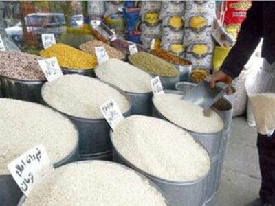 به گزارش برداشت اقتصادی به نقل از روستانیوز: الهام صادقی| غلامرضا نوری، وزیر جهاد کشاورزی با تازگی از حذف ارز ترجیحی واردات برنج خبر داده است، تصمیمی که بخشی از روند تدریجی حذف ارز ترجیحی از کالاهای اساسی به شمار می‌رود و واردات برنج را به نرخ ارز تالار دوم مرکز مبادله که حدود ۷۰ هزار تومان است، وابسته می‌کند.